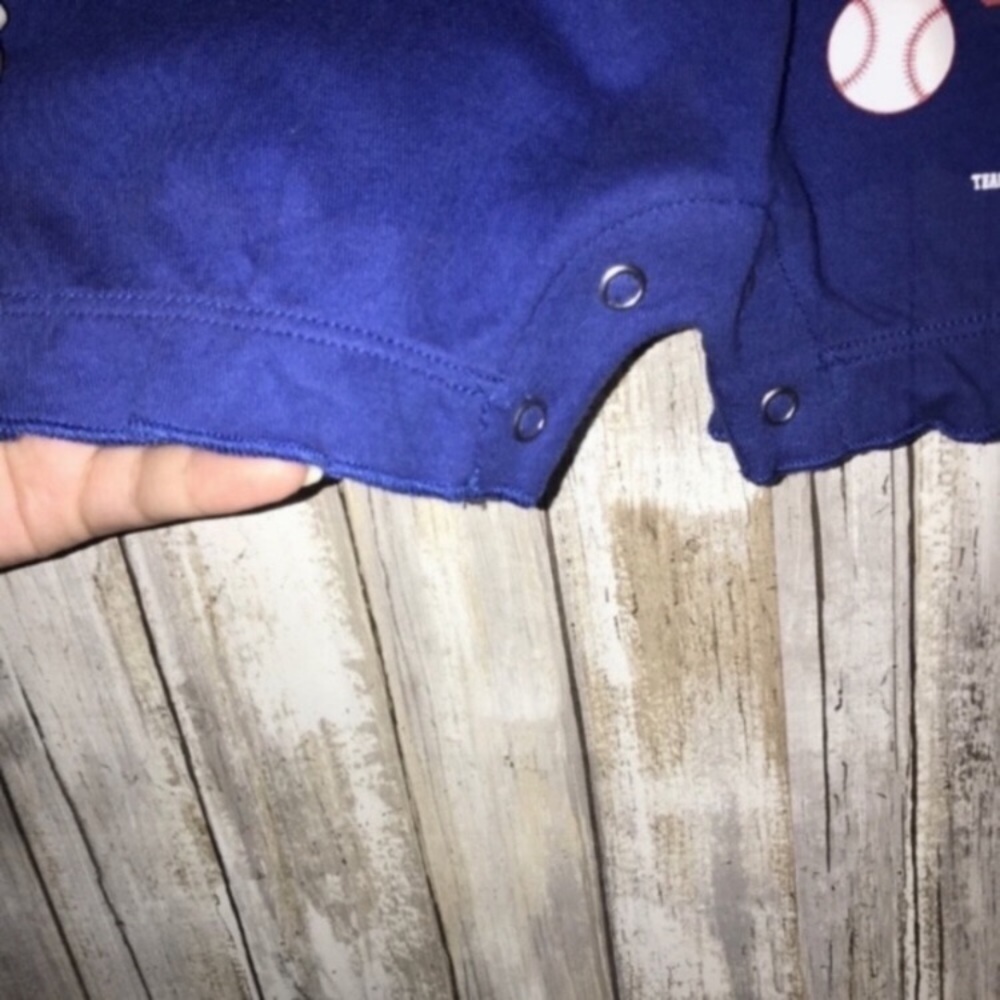Texas Rangers Baby Girl Onesie NWT 0-3M Blue MLB Baseball Outfit - Picture 3 of 6